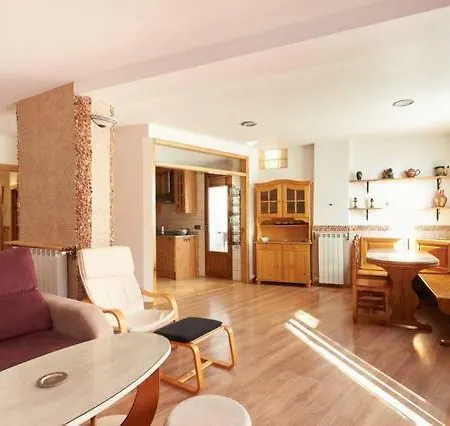 Trampantojo Apartamento En El Corazon De Pamplona Apartment Exterior photo